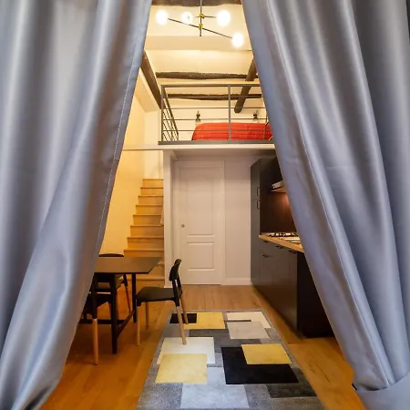 Design Flat Next Sorbillo On Tribunali St By Houseinnaples Apartmán *